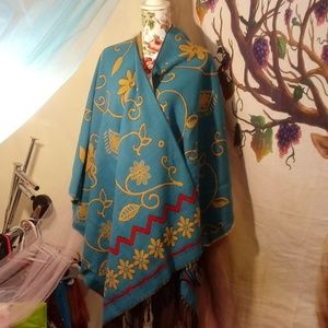 Southwestern poncho/Shawl Medium weight reversible